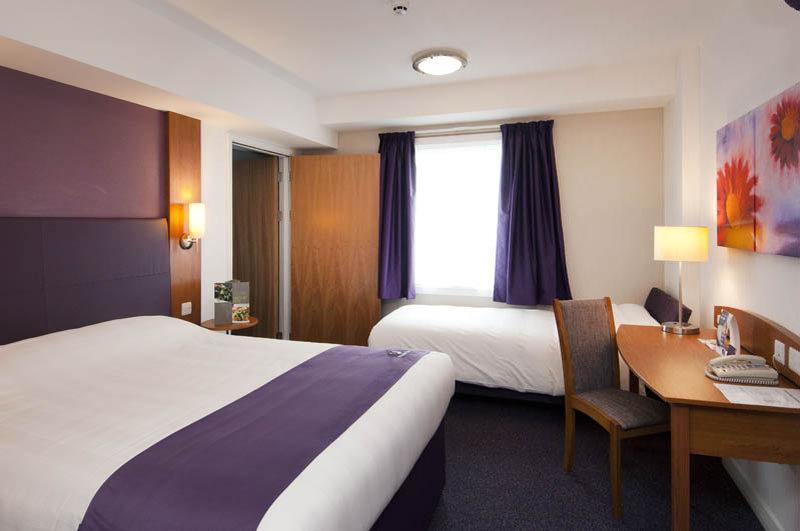 Premier Inn Birmingham South Rubery Bagian luar foto